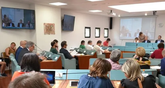 Affidi, via a lavori Commissione E-R