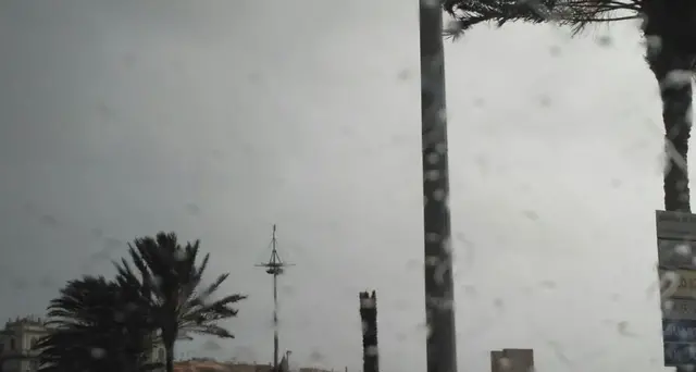 Nubifragio a Cagliari, strade allagate