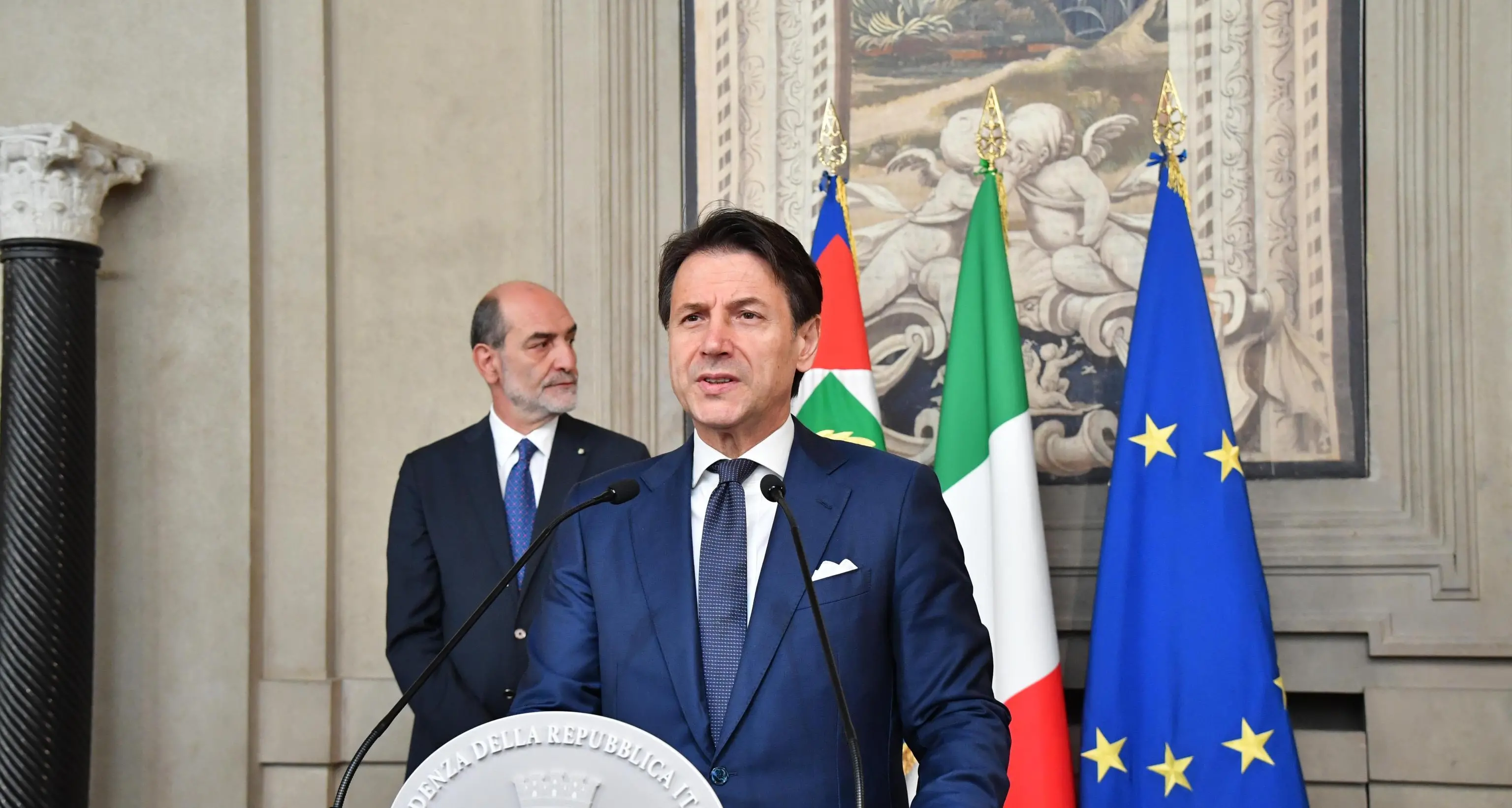 Conte riceve l'incarico da Mattarella: \"Inizia una stagione di rilancio per dare certezze al Paese\"