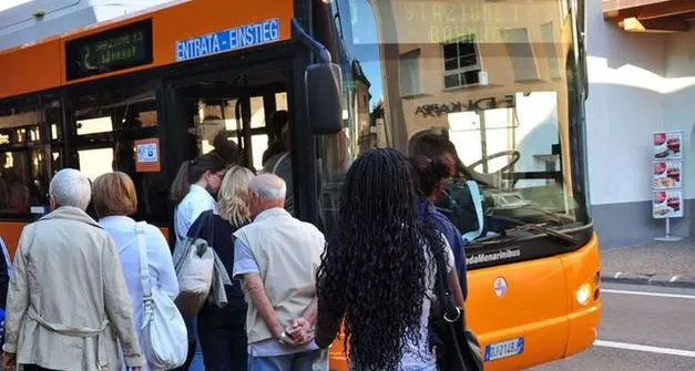 Bolzano, in settembre niente distributore di biglietti su alcuni autobus Sasa