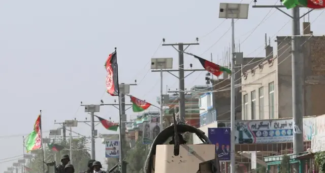 Afghanistan, talebani attaccano città