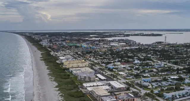 Uragani: Florida, oltre 148.00 evacuati