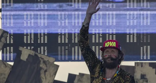 Jovanotti, l'ambientalismo è inquinato