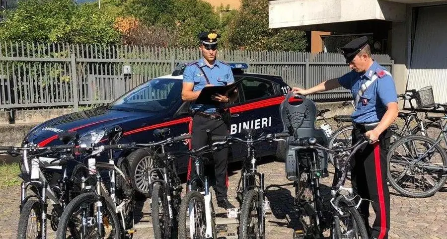 Nel garage tredici bici rubate Ventenne meranese nei guai