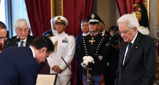 Conte giura, è nella pienezza dei poteri