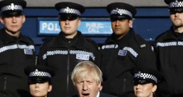 Johnson, chiedere rinvio? Meglio morto