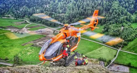 Anterselva, si schianta con il parapendio, grave un 39enne