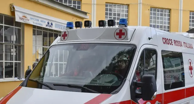 'Quanto costa ambulanza' e fa donazione