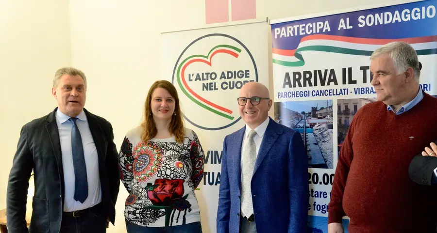 Il comitato “No tram”: «Inutile e costa troppo»