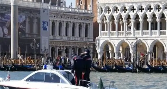 Nudi a Venezia, maximulta tifosi Slavia