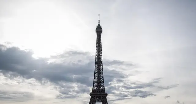 Bar a Parigi, 50 cent per fettina limone