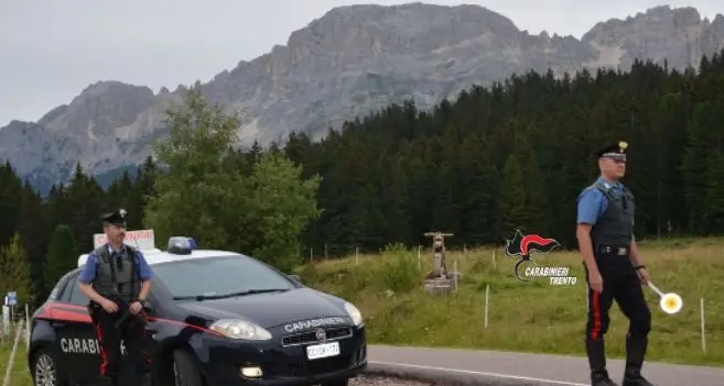 In Trentino, investì il \"rivale\" con una balla di fieno, denunciato dai carabinieri