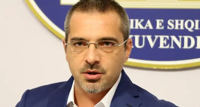 Albania, condannato ex ministro Interno