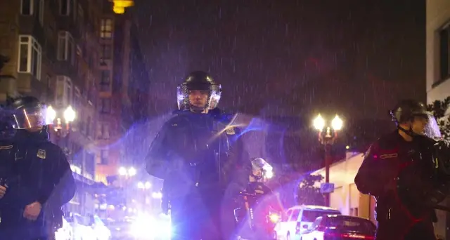 Spari a Washington, un morto e 5 feriti
