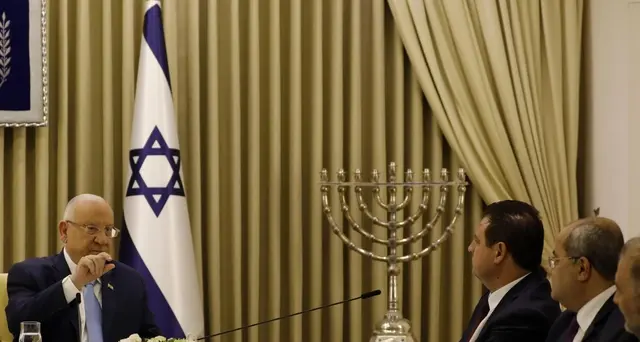 Rivlin, governo abbia 2 partiti maggiori