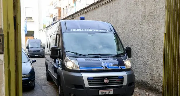 Neonato soffocato a Lana, parla la mamma: «Ho fatto tutto da sola»