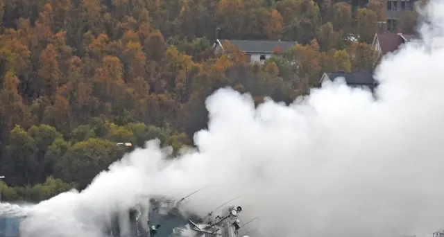 Norvegia: nave da pesca russa in fiamme