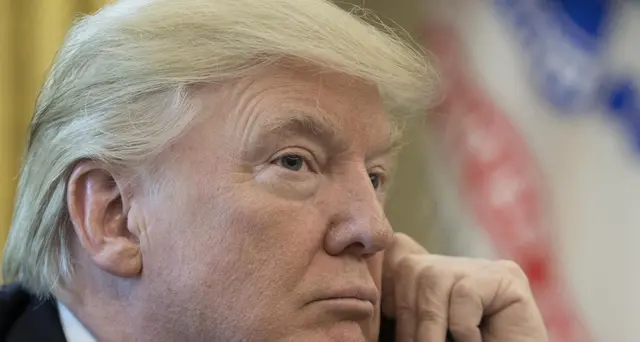 Trump, non toglierò le sanzioni all'Iran