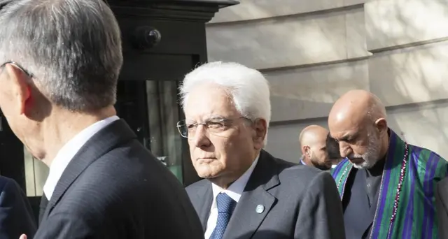 Mattarella a Parigi a esequie Chirac
