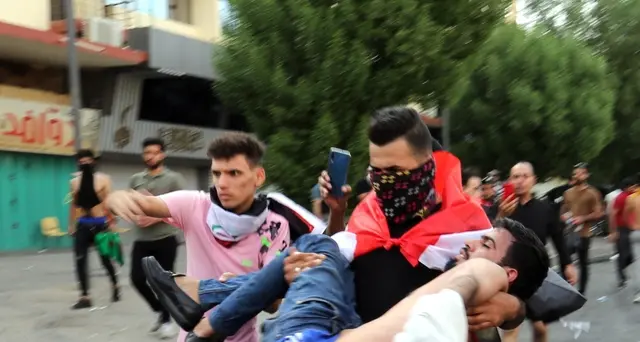 Cortei a Baghdad, un morto e 200 feriti