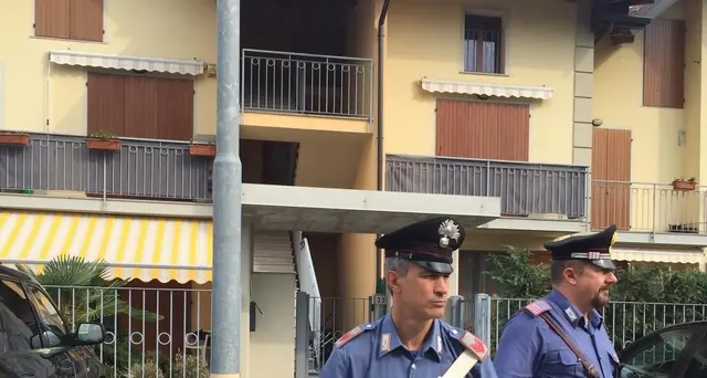 Uccide moglie e scappa, arrestato