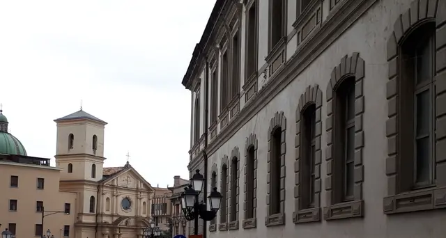 Scossa 4.0 a Catanzaro, scuole evacuate