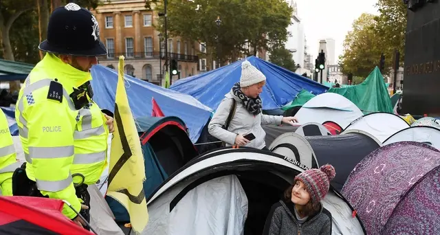Extinction Rebellion Londra, 400 arresti