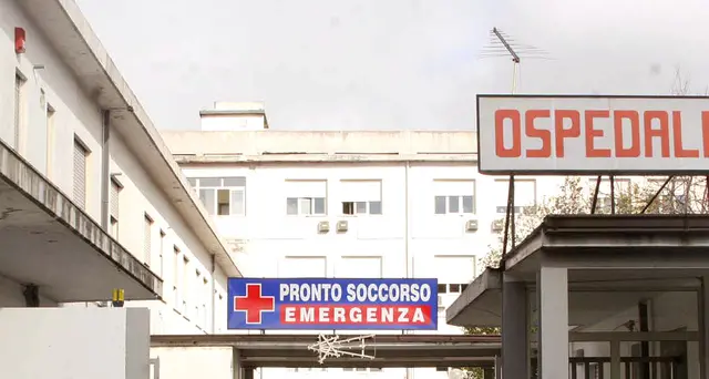 Salta cesareo per mancanza anestesisti