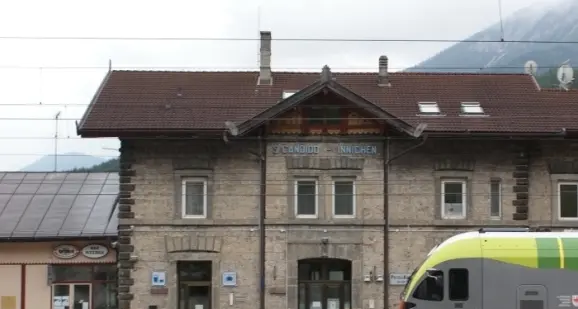 San Candido in difesa dei bus per il Comelico e per Sillian