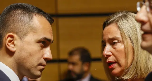 Di Maio, stop Italia export armi Turchia