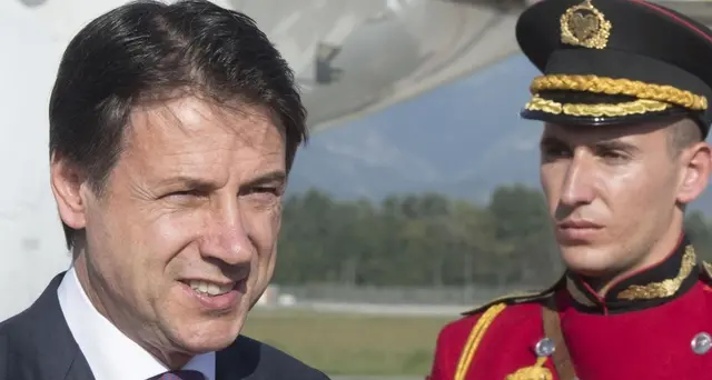 Conte, taglio cuneo solo per lavoratori