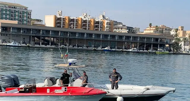 Migranti sbarcano a Brindisi,siamo curdi