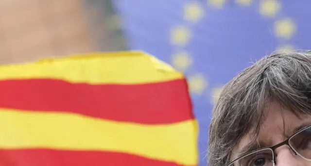 Puigdemont, 'resto a disposizione