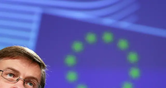 Dombrovkis, chiederemo di manovra a Roma