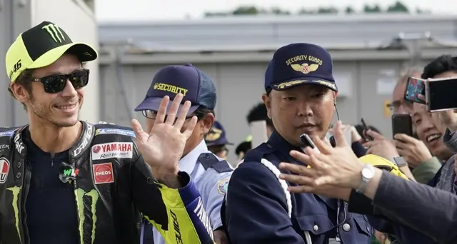 Rossi, a parte caduta gara molto dura
