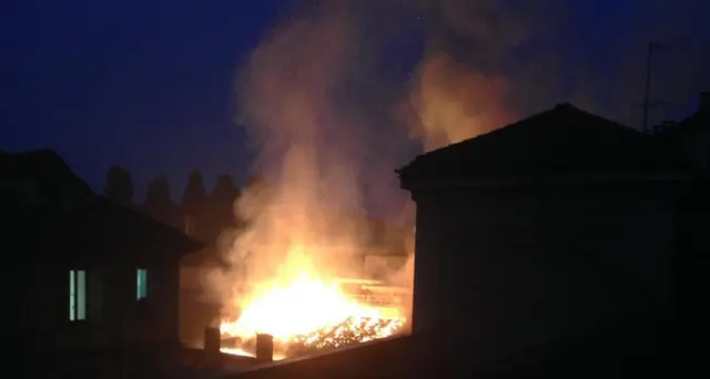 In fiamme la Cavallerizza Reale a Torino