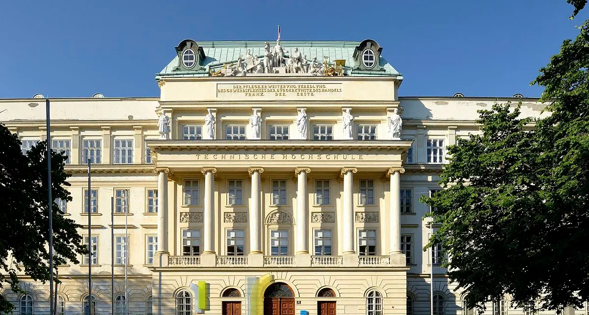 Si presenta in aula con una pistola, l'Università di Vienna sospende lo studente