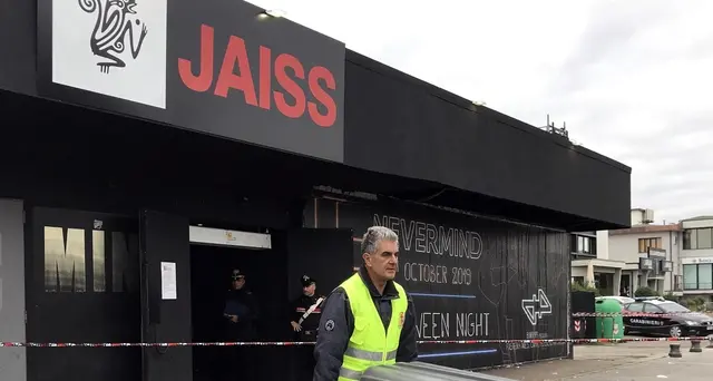 19enne morta discoteca,è caccia a pusher