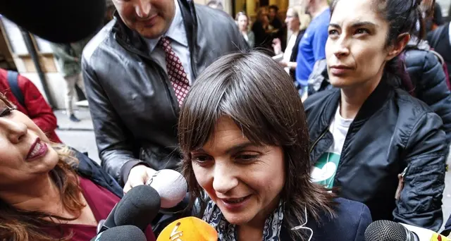 Serracchiani portavoce vittime hater