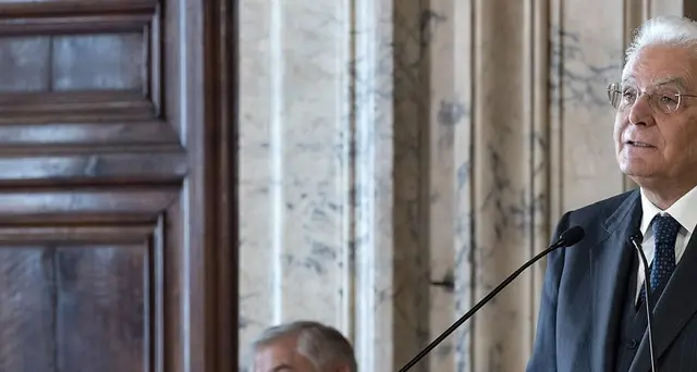 Mattarella, malati non siano abbandonati