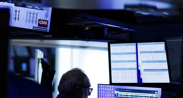 Borsa Hong Kong negativa in avvio,-0,55%