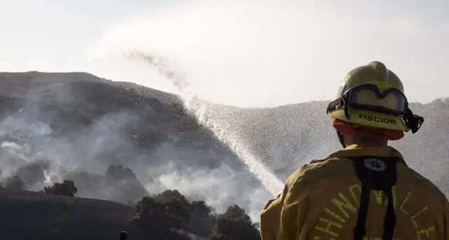 Incendi in California, 40.000 evacuati