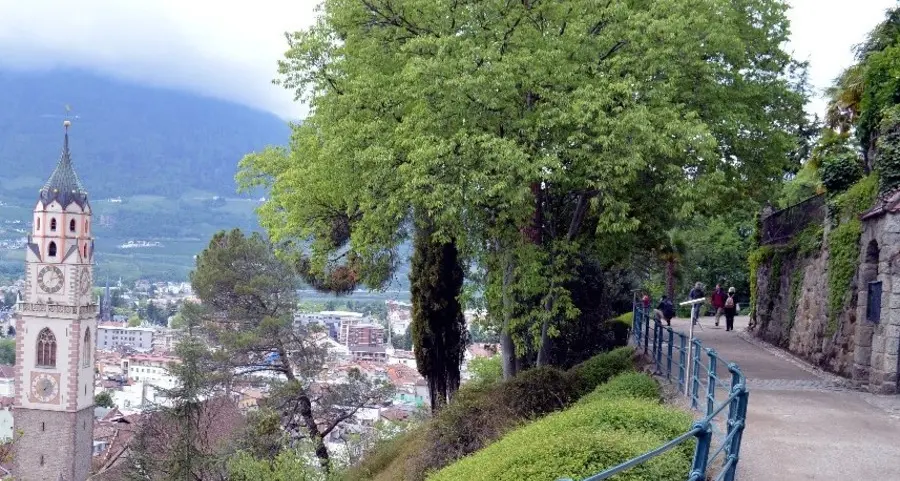 La passeggiata Tappeiner sarà sicura anche di notte