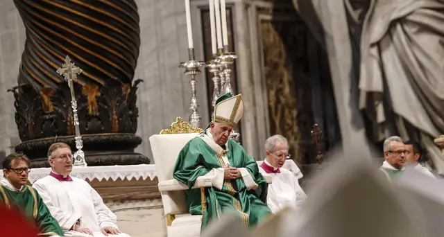Papa, anche Chiesa a volte deride poveri
