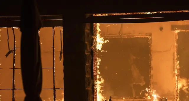Roghi in California, stato d'emergenza