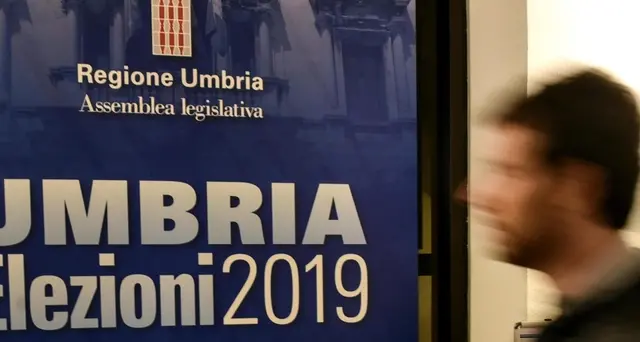 Umbria: vantaggio Tesei a 20 punti