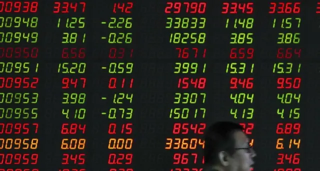 Borsa, Hong Kong debole in avvio