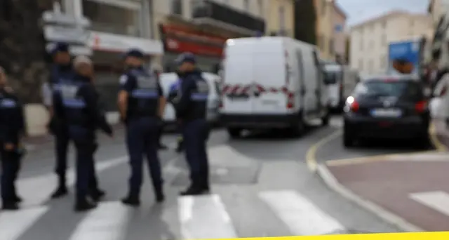 Francia, ladri con ariete in cattedrale