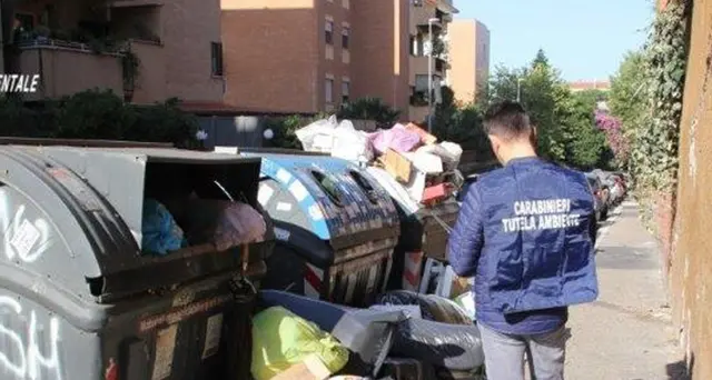 Caos rifiuti,Cc denunciano dirigenti Ama
