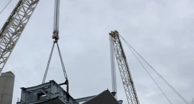 In corso varo 2^ impalcato Ponte Genova